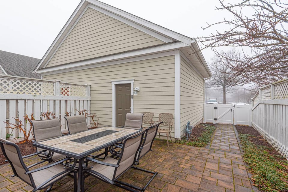 12 Village Green House in Ocean View