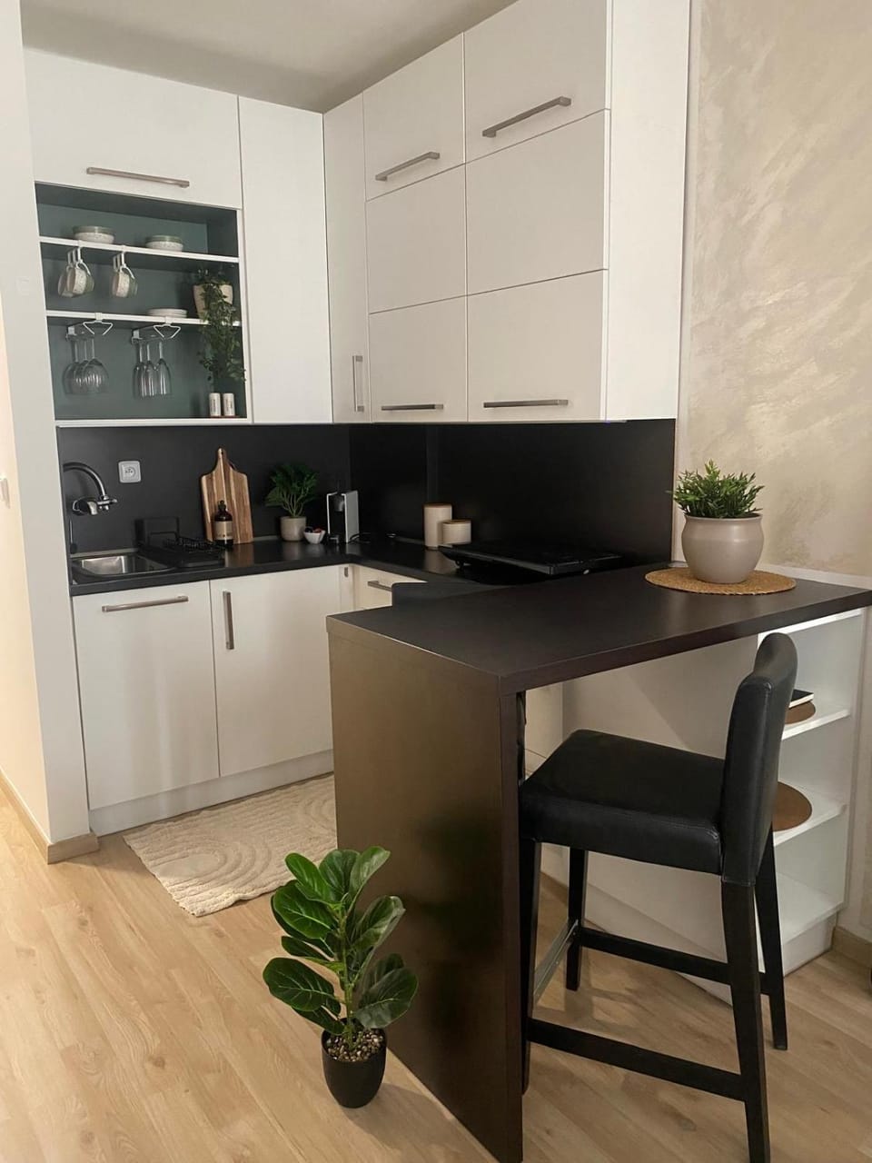 New Modern Apartment Prague, Free Parking, Gym Apartment in Prague