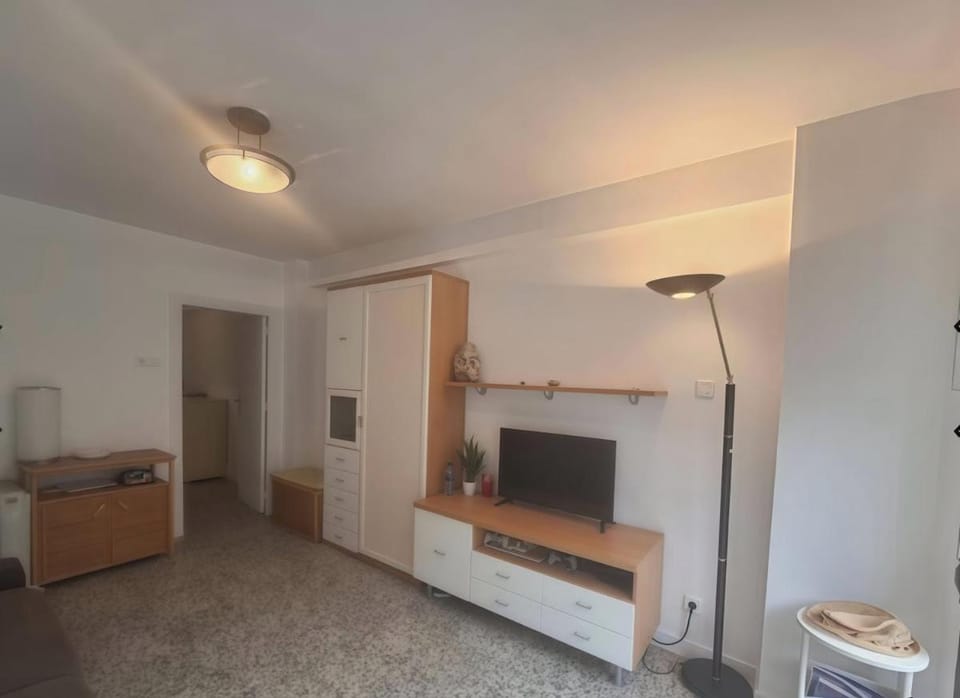 Estudio en primera línea de playa terraza con vistas al mar Apartment in Laredo