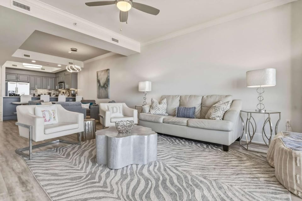Luxury GulfFront Penthouse with Resort Amenities Apartment in Dauphin Island