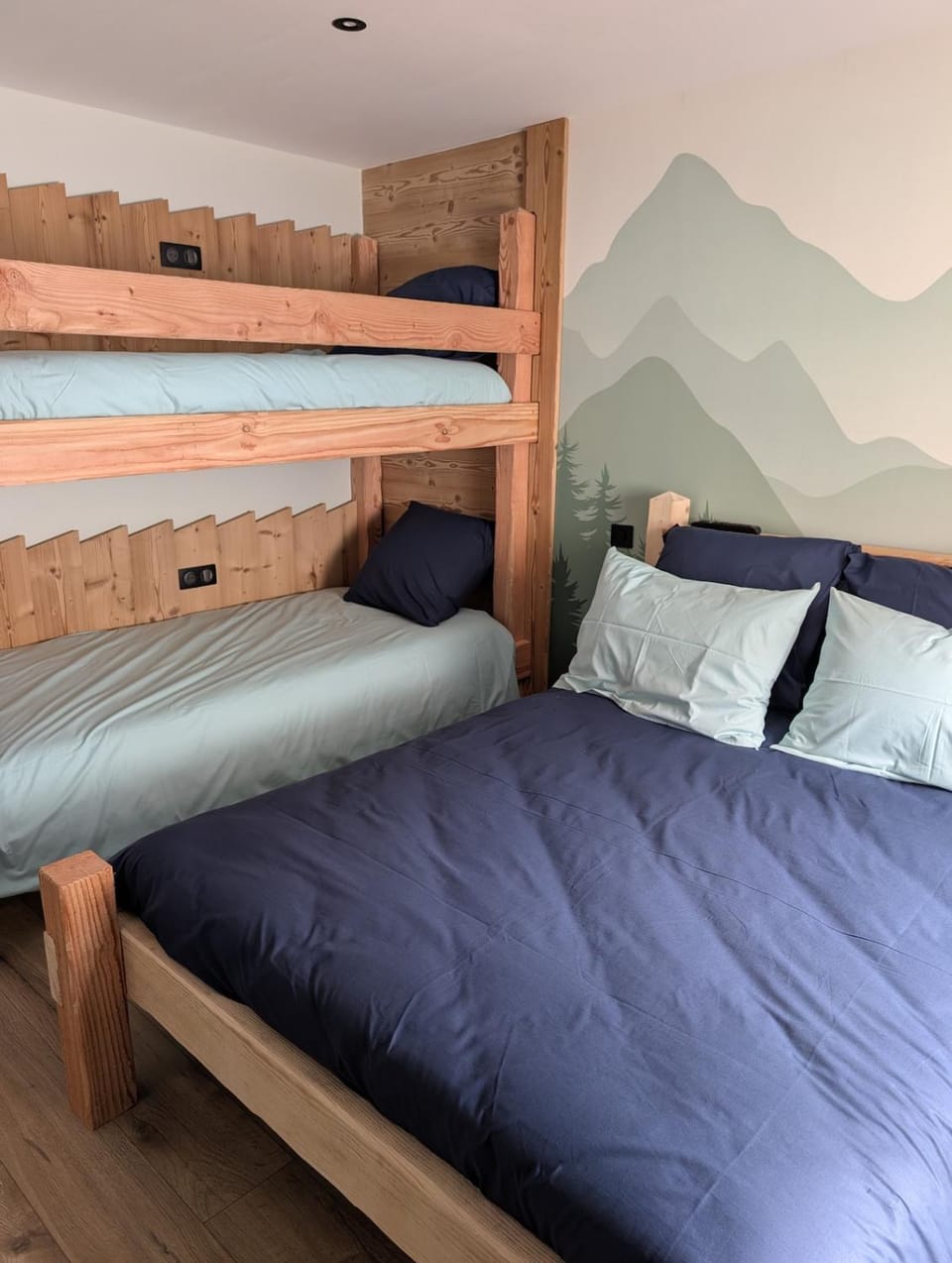bunk bed