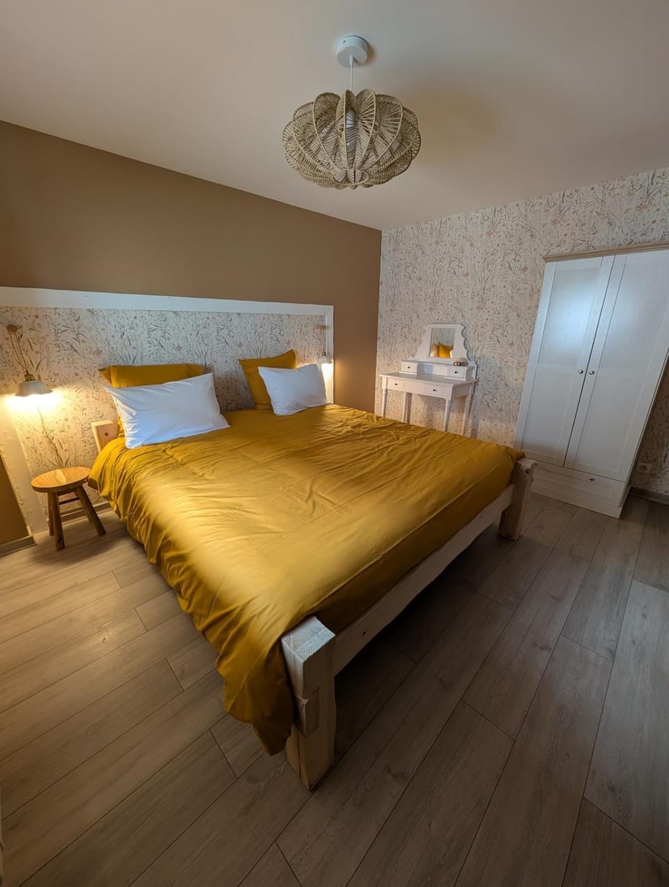 TV and multimedia, Bedroom