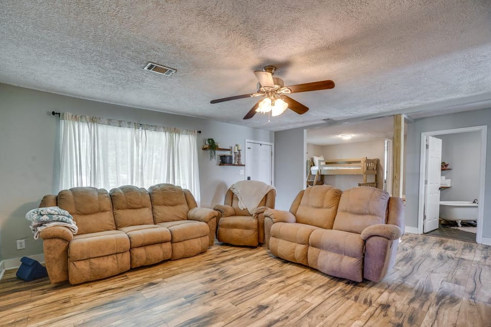 Family-Friendly Home Near Kentucky Lake! House in Kentucky
