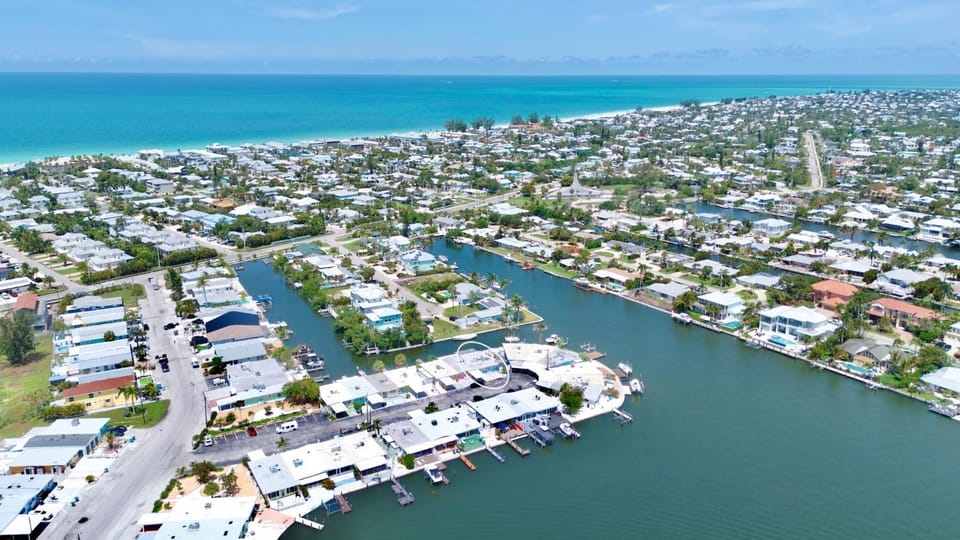 Day, Neighbourhood, Bird's eye view, Beach, Sea view