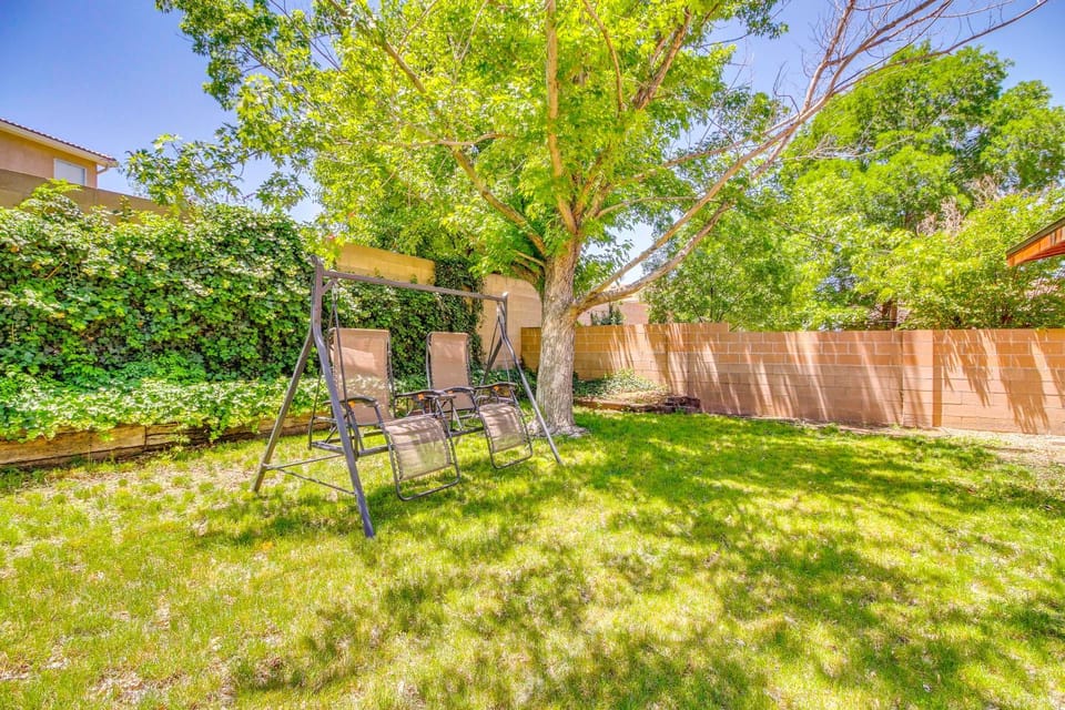 Walkable Home w/ Dog-Friendly Yard in Albuquerque! House in Nor Este
