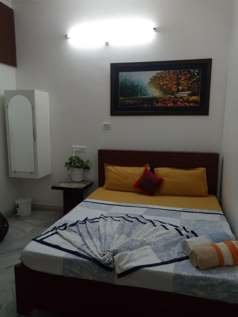 Wow Rooms 4 You Vacation rental in India