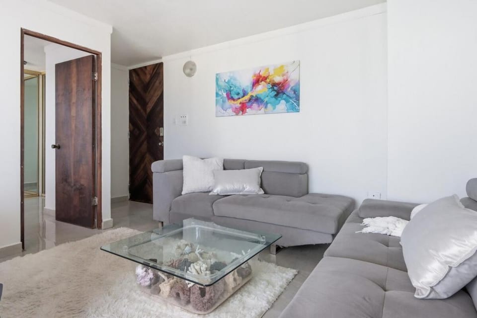 Luxury Beach Escape Pool Ocean View Prime Condado Apartment in San Juan