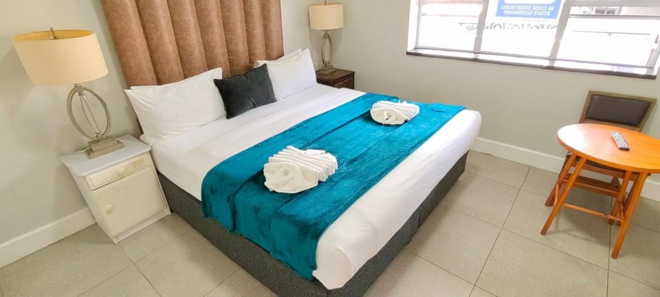 Neo & Ruks Sleep & Go Salt River Bed and Breakfast in Cape Town