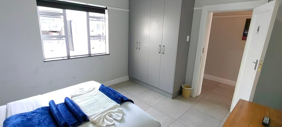 Neo & Ruks Sleep & Go Salt River Bed and Breakfast in Cape Town