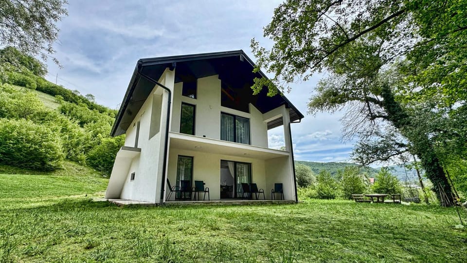 Property building, Garden view