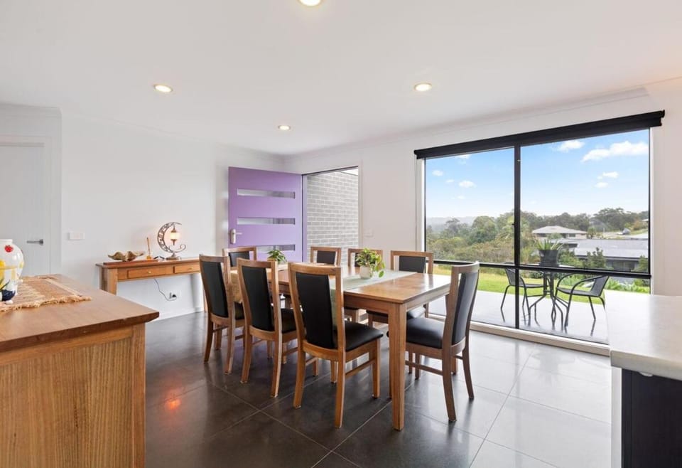 Marlin Vista - Pet Friendly House in Eden