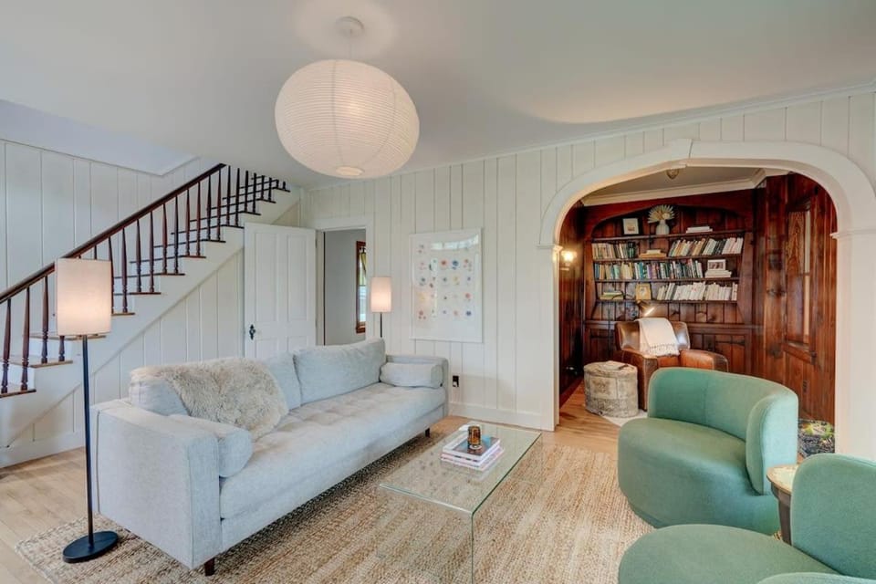 Grove House - Sunny and Stylish in Narrowsburg House in Narrowsburg
