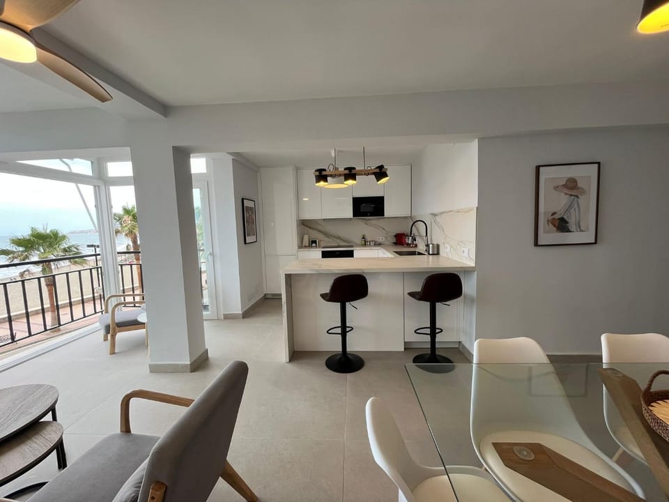 RgHost-Apartamento Trasmallo Deluxe en Paseo Marítimo Apartment in Fuengirola