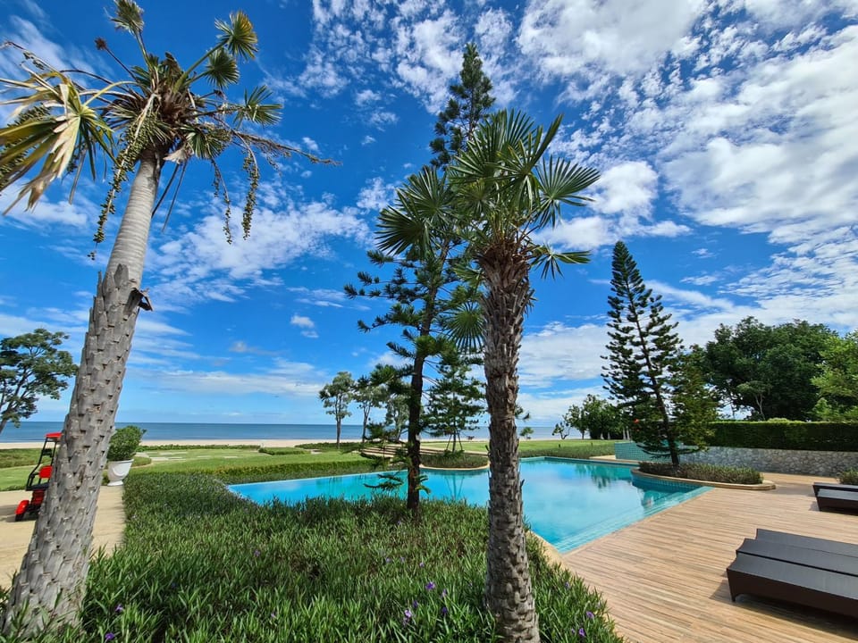 Sea view, Swimming pool