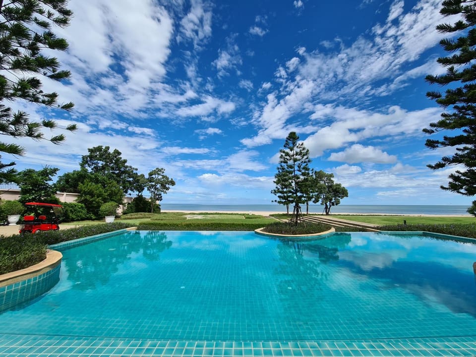 Beach, Swimming pool