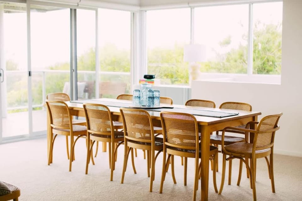 Melba Views - beachfront luxury for family groups House in Anglesea