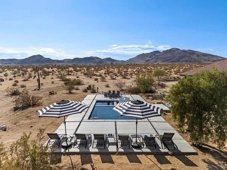 Sunflower - 40 Acres Pool Pickleball Game Room House in Southern California