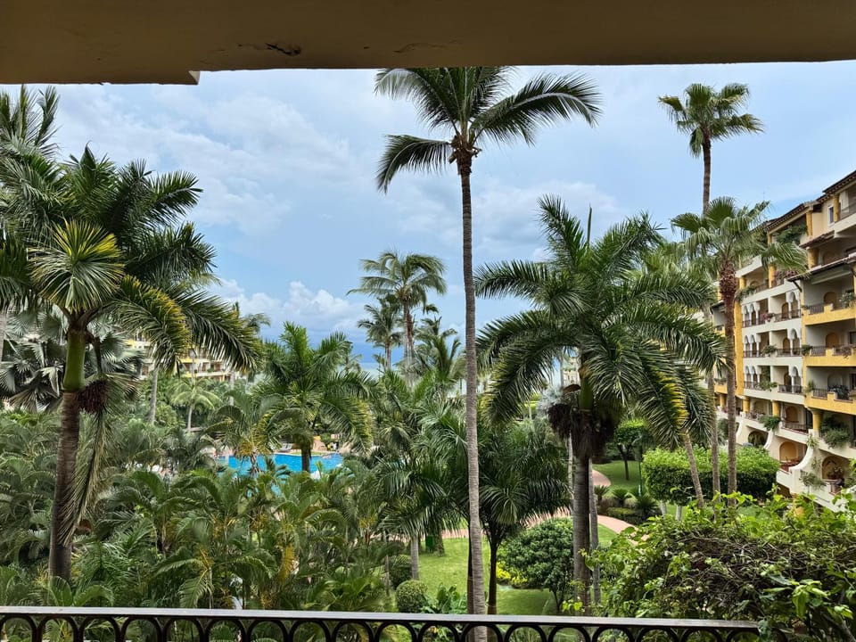 Velas Vallarta Ocean Front Resort Apartment hotel in Puerto Vallarta