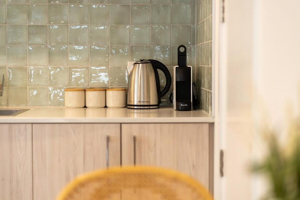 Coffee/tea facilities, Kitchen or kitchenette