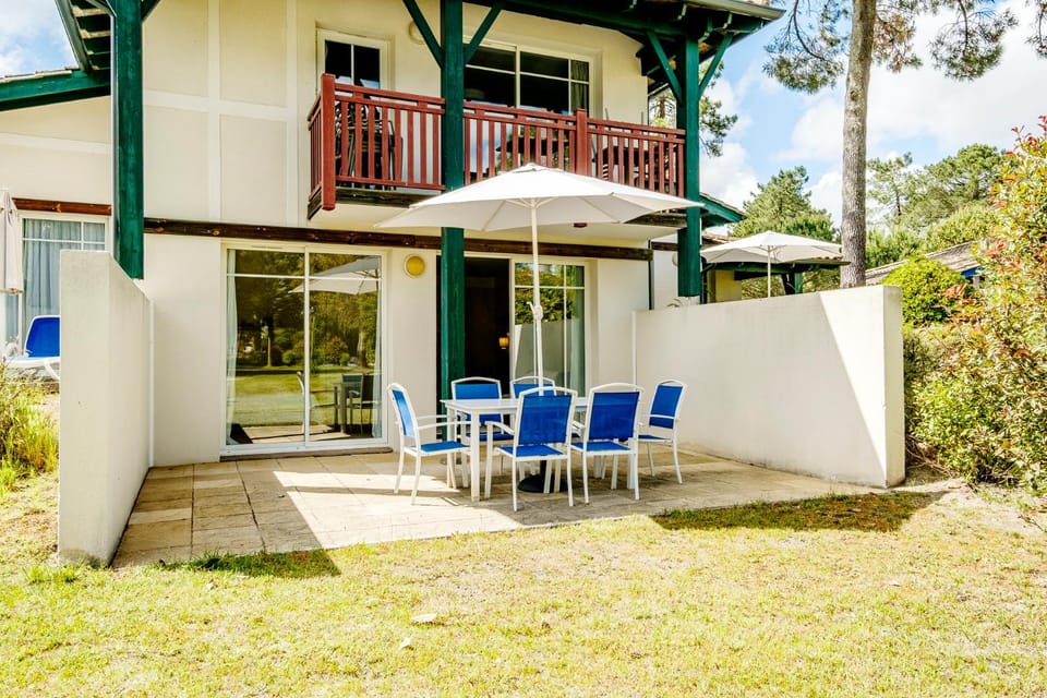 T3 piscine et terrasse au golf de Gujan House in Gujan-Mestras