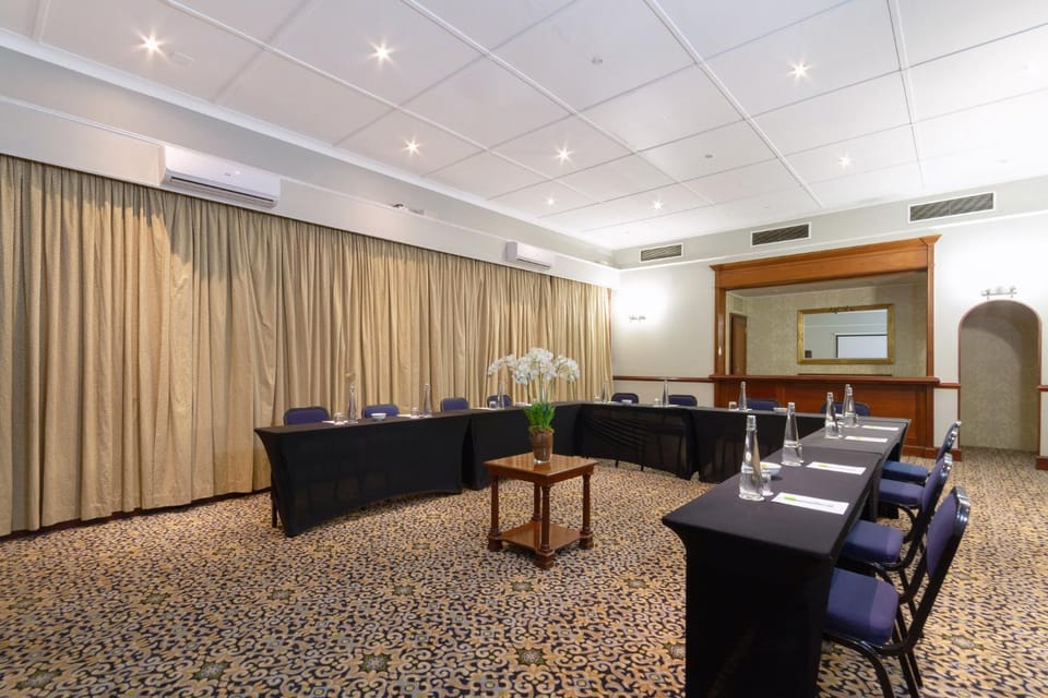 Meeting/conference room