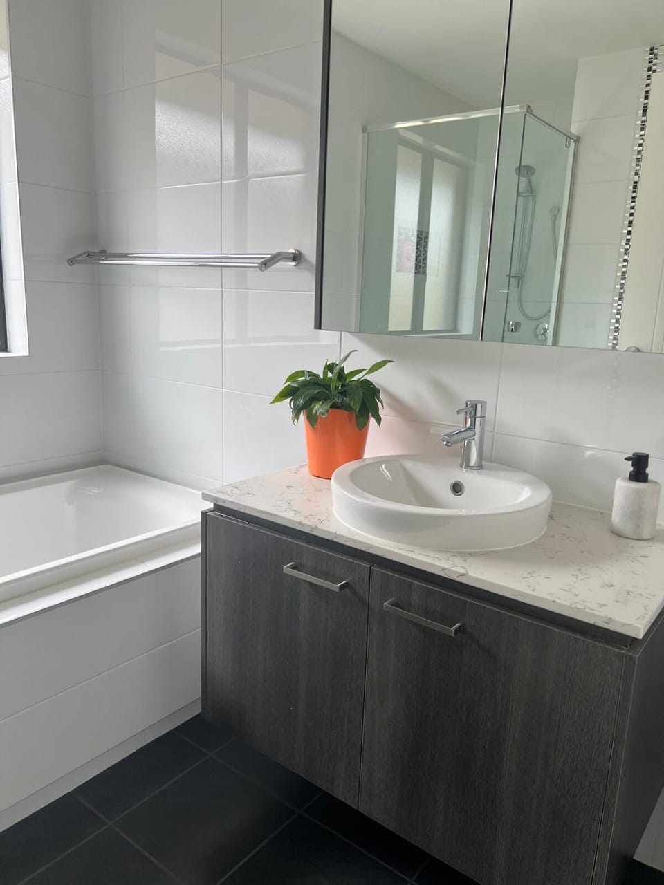Room in western Sydney with private bathroom Vacation rental in Sydney