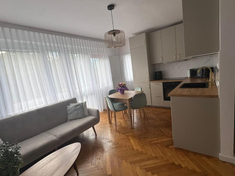Mieszkanie przy ulicy Pilotów Apartment in Gdansk