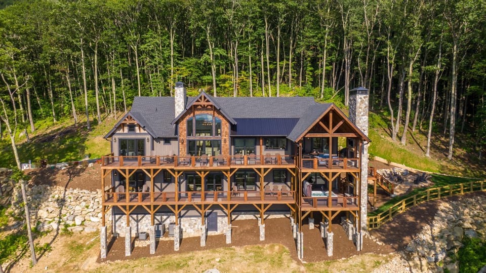 Up and Away at Eagles Nest House in Watauga