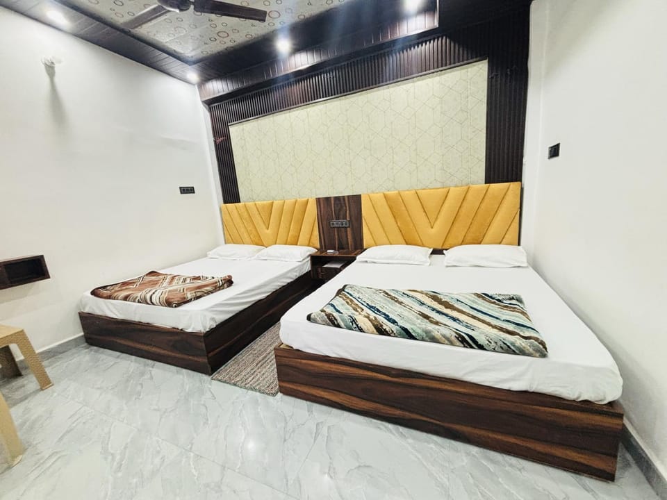 Kanak Bihari Enclave Bed and Breakfast in Uttar Pradesh