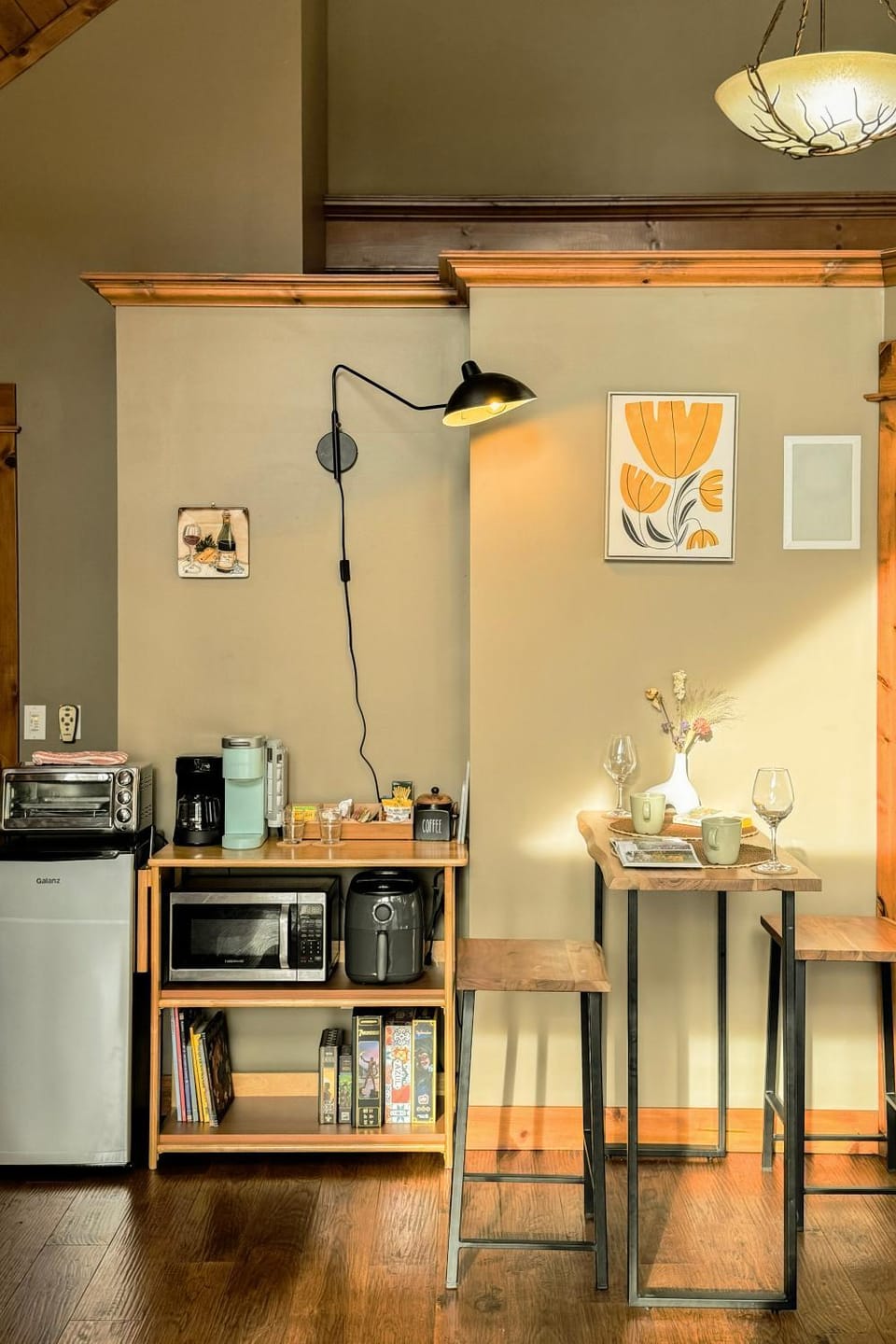 Restaurant/places to eat, Dining area
