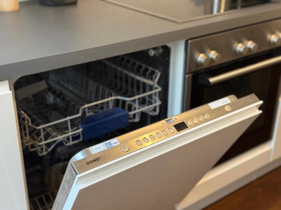 Kitchen or kitchenette, kitchen