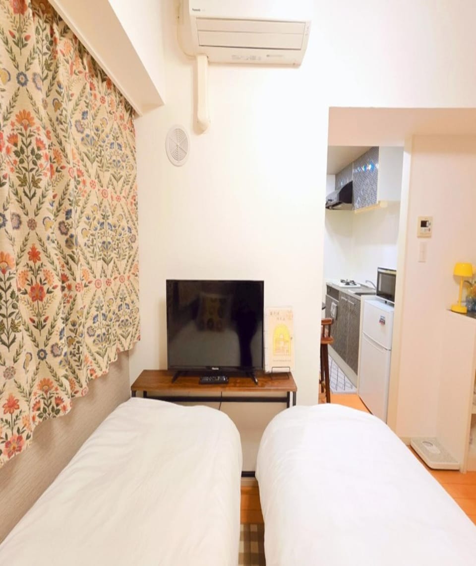 TV and multimedia, Bedroom, air conditioner