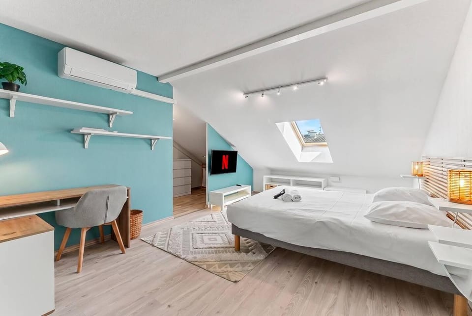 Grand Duplex T4 • Terrasse • Parking • Centre Apartment in Toulouse