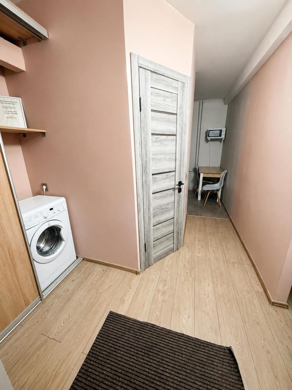 Kitchen or kitchenette, wardrobe, washing machine, dryer