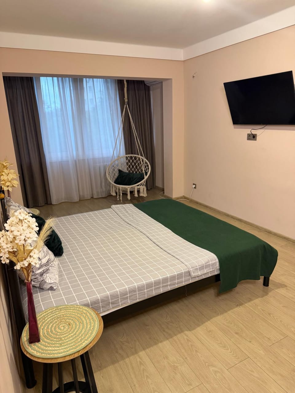 Communal lounge/ TV room, Bed, TV and multimedia, Photo of the whole room, Evening entertainment, Bedroom