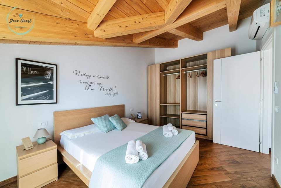 Bed, Photo of the whole room, Bedroom, towels, wardrobe, air conditioner
