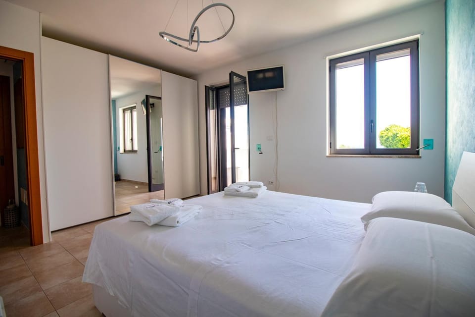 Property building, Living room, Bedroom