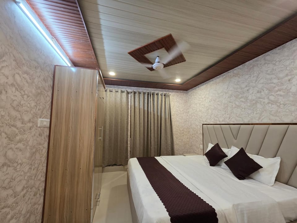 The Alpine Lakeview suite 2 Apartment in Uttarakhand