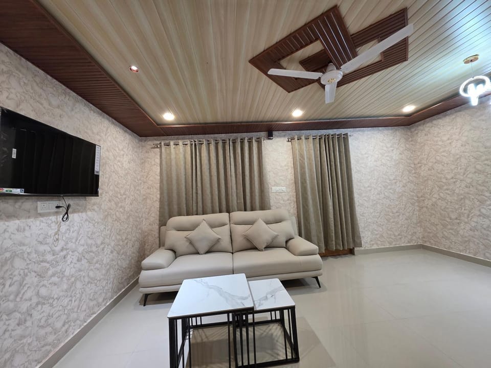 The Alpine Lakeview suite 2 Apartment in Uttarakhand