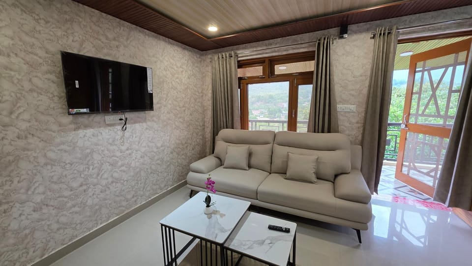 The Alpine Lakeview suite 2 Apartment in Uttarakhand