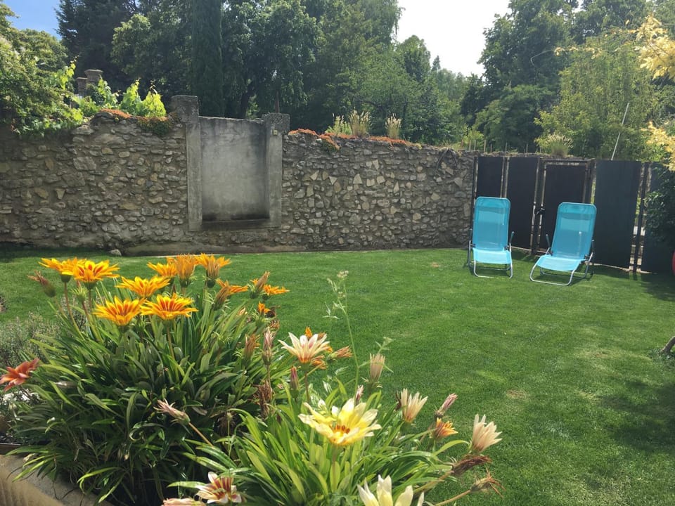 Property building, Garden