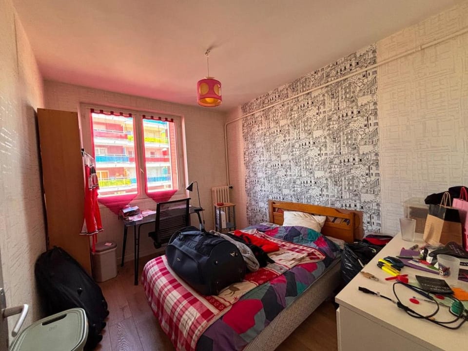 Grand appartement Lumineux dans le coeur de Clermont Apartment in Clermont-Ferrand