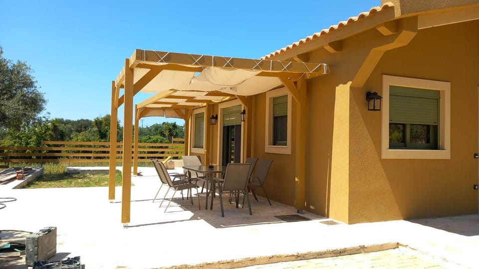 Villa Mareta - Romantic & Peaceful Couple's Retreat Villa in Cephalonia