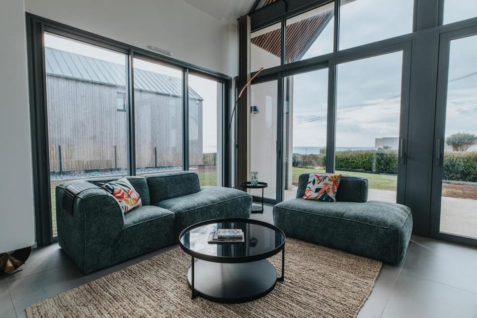 Villa design vue mer Villa in Plougonvelin