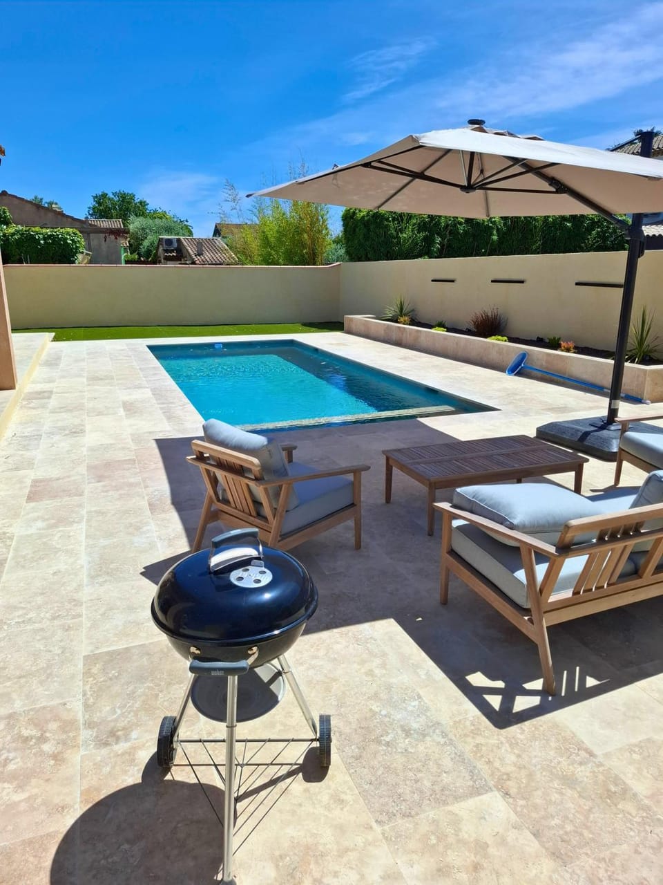 BBQ facilities, Swimming pool