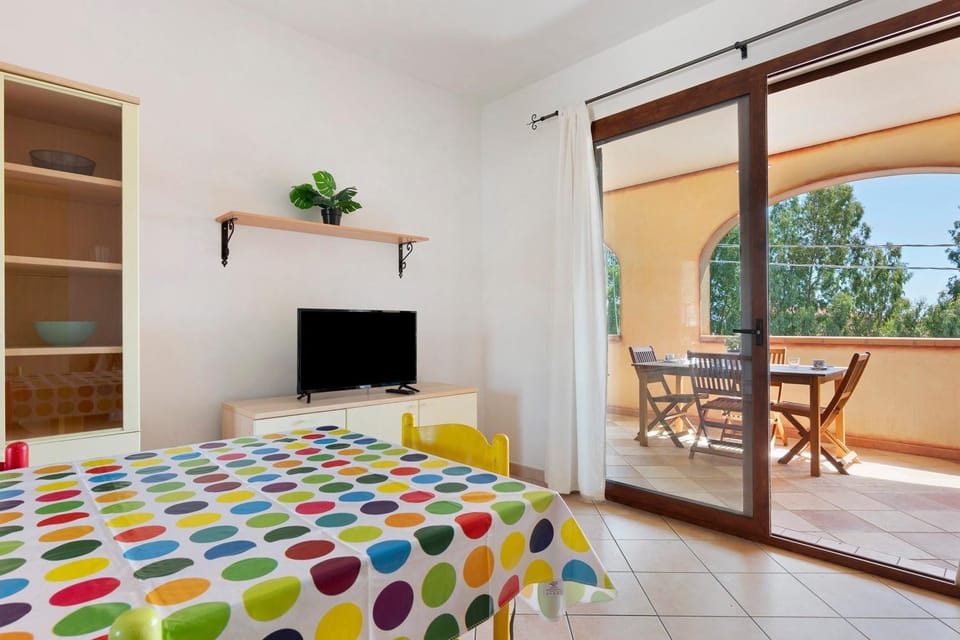 Property building, Living room, Bedroom