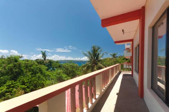 5 bed room Family House in Boracay Bella vista House in Boracay