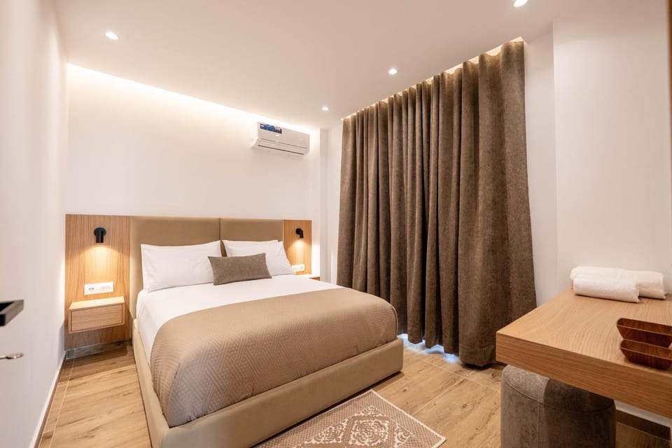 Living room, Photo of the whole room, Bedroom, air conditioner