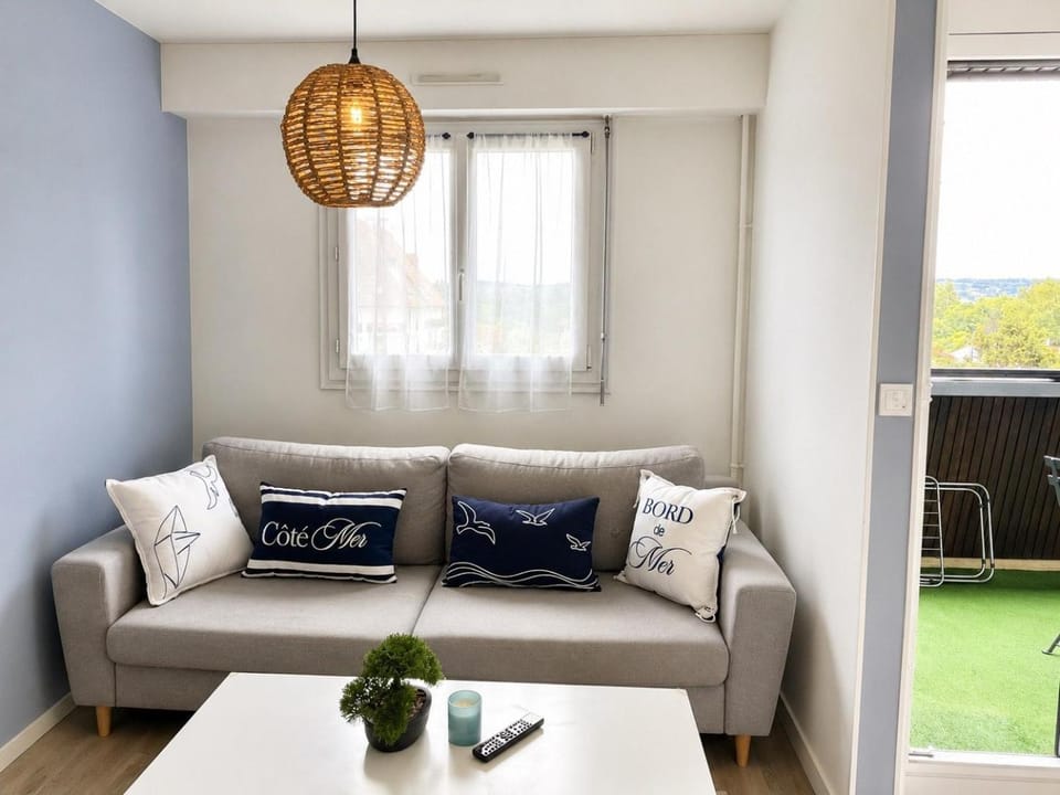 L'Isaure Marine Apartment in Cabourg