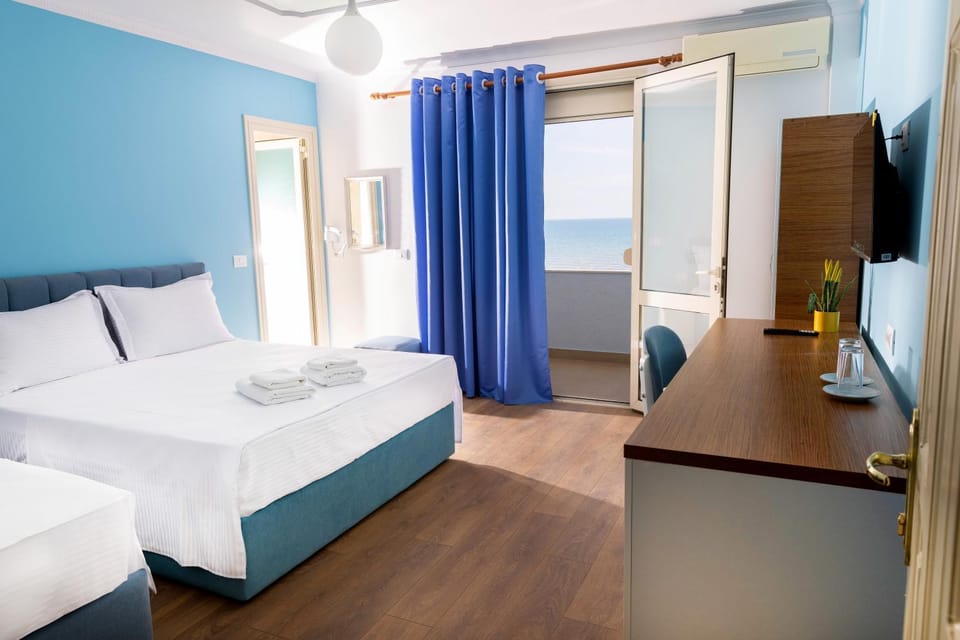 Bedroom, Sea view